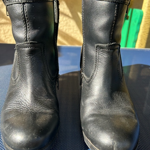 Genuine, black Harley Davidson boot. - Picture 3 of 3